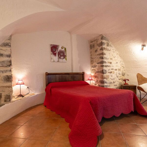 The ‘Coquelicot’ guestroom The ‘Coquelicot’ guestroom